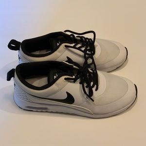 Nike Air Max Theta